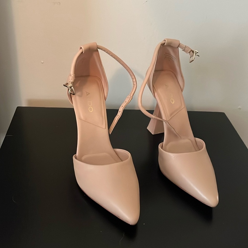 ALDO Ardcarn Pump